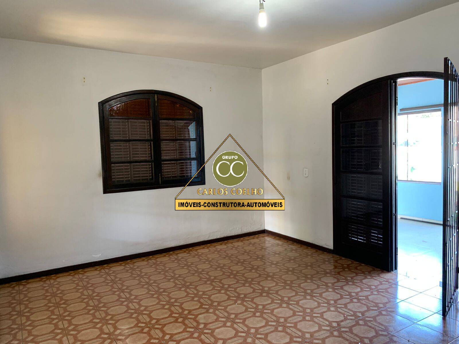 Casa à venda com 3 quartos, 450m² - Foto 11