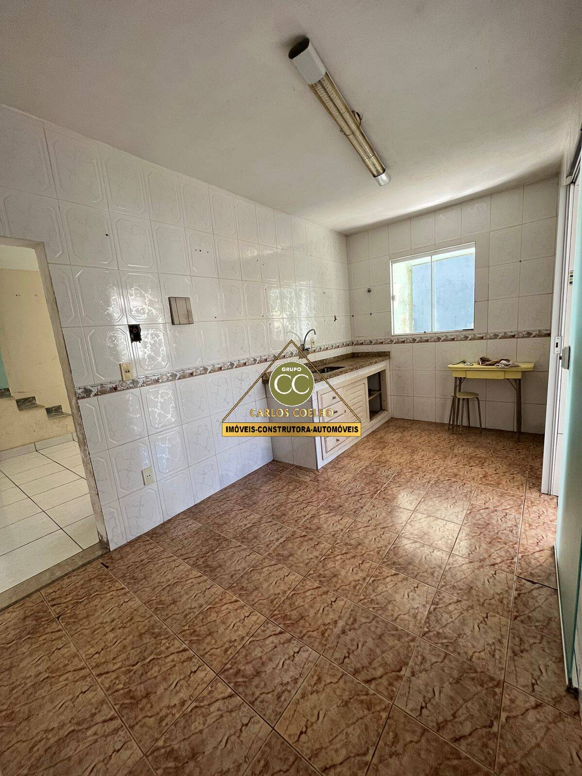 Casa à venda com 2 quartos, 500m² - Foto 16