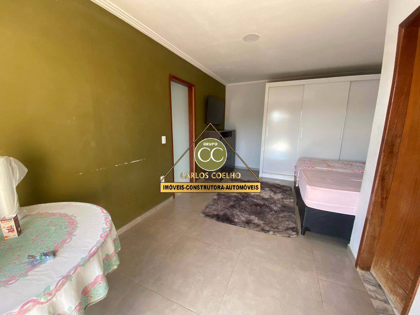 Casa de Condomínio à venda com 4 quartos, 250m² - Foto 6