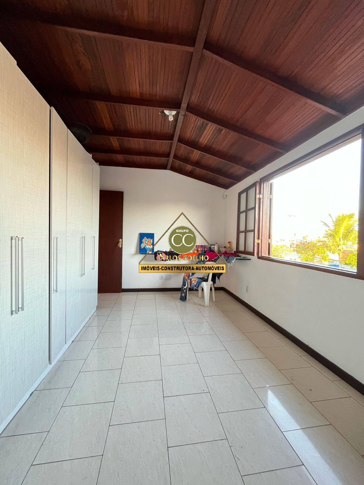 Casa à venda com 7 quartos, 800m² - Foto 11