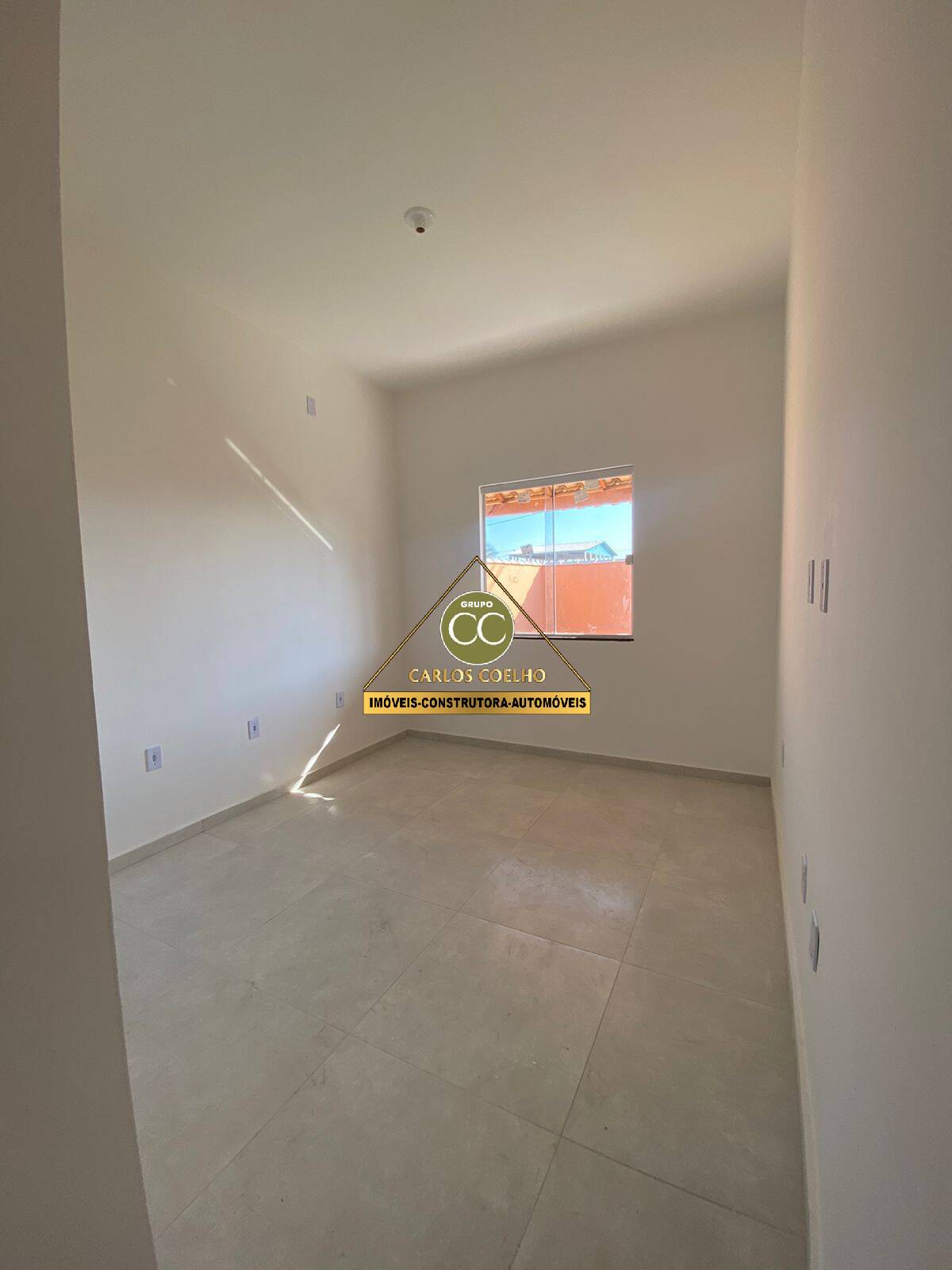 Casa à venda com 2 quartos, 67m² - Foto 14