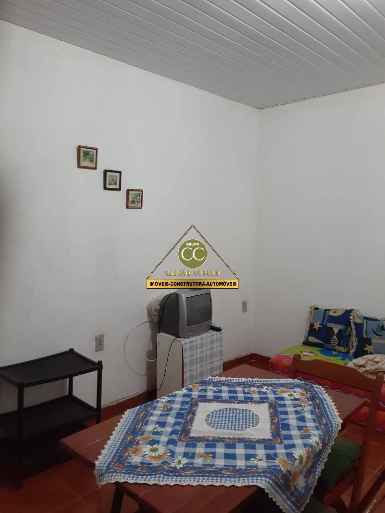 Casa à venda com 1 quarto, 500m² - Foto 4