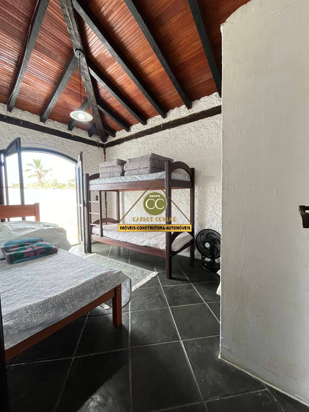 Casa à venda com 4 quartos, 650m² - Foto 47